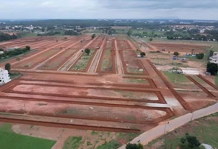 Noida Authority Awards Land to Godrej, VRC Construction